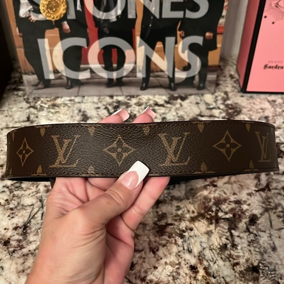 ❌SOLD❌Gorgeous Louis Vuitton Monogram Belt that’s in excellent condition! - Picture 3 of 16